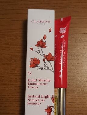 Clarins Instant Light Natural Lip Perfector - Red